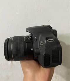 Canon 700D Camra Complete Kit with 18-55 lense special for youtubers