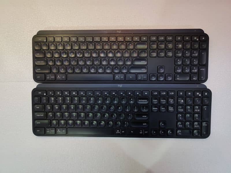 Logitech mx keys multi Bluetooth Type C backlit rechargable Keyboard 8