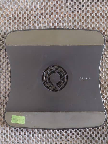 Laptop Cooling pad 2