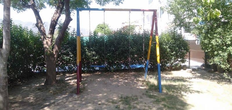 Lawn Swing height 9 feet iron made for sale 1