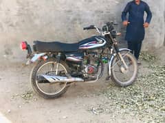 125 Honda 1998 model new condition. Number. . . 03025088989
