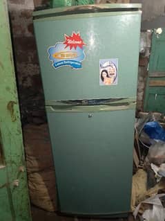 waves refrigerator good condition for sale.