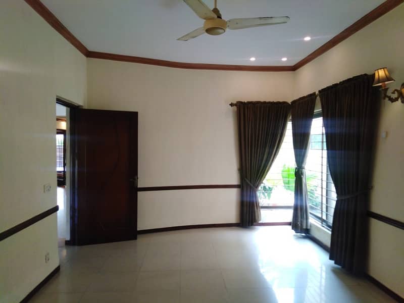 1 Kanal Double unit Super Bungalow Available For Sale Phase 1 16