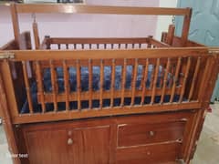 Baby cot|baby bed|Baby wood bed|cot with detachable cradle n 2 matress