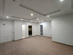 Corner 1000 Sqft Fully Renovated Office Available On Rent Main Road Located Fron Side