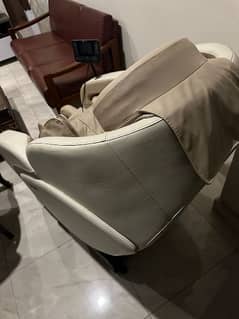JC buckman massage chair