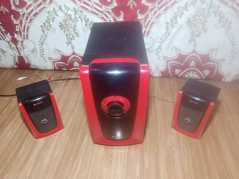 Audionic 2.1 CH multimedia speaker system 1