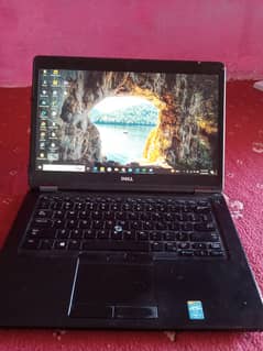 Laptop for Sale: Dell Latitude E5450 with Orignal Charger