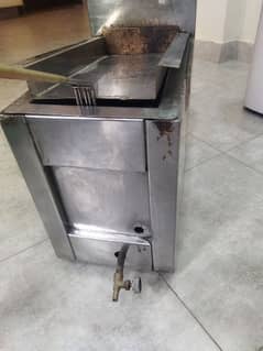 Fryer for sale in good condition