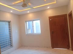 7 Marla Double Unit House 5 Bed Room With Attached Bath Drawing Dining Kitchen TV Lounge Servant Quarter