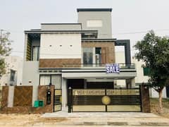10 Marla Brand New House For Sale in Janiper Block Bahria Town Lahore