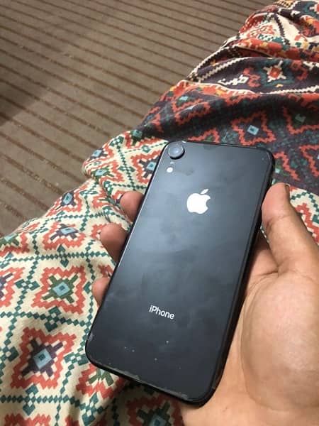 iphone xr 1