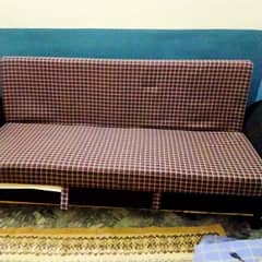 Sofa combed new in condition