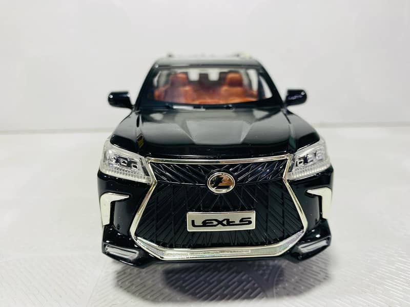 Luxury Defined: Diecast Lexus LX570 4x4 Model Car - Premium Quality! 9