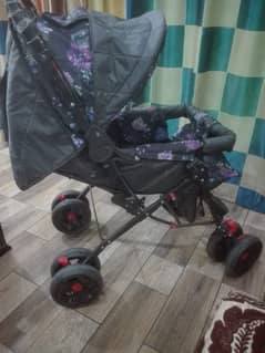 Baby pram / baby stroller