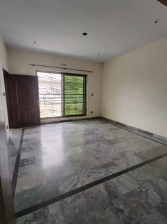 10 marla first floor portion for rent, sahafi colony main canal road Lahore