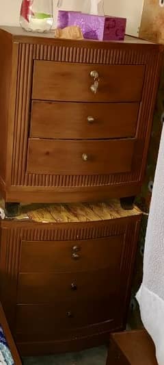 side table, cloth cabinet, dressing showcase.