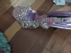heel shoes katwalk