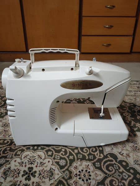 Singer Original 5430 C Sewing Machine (Made in Brazil) 1