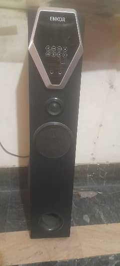 Ankor bluetooth tower speakers also 2 base speakers in it 10/10