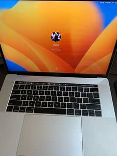 Macbook pro 15inch 2017 - 16/256