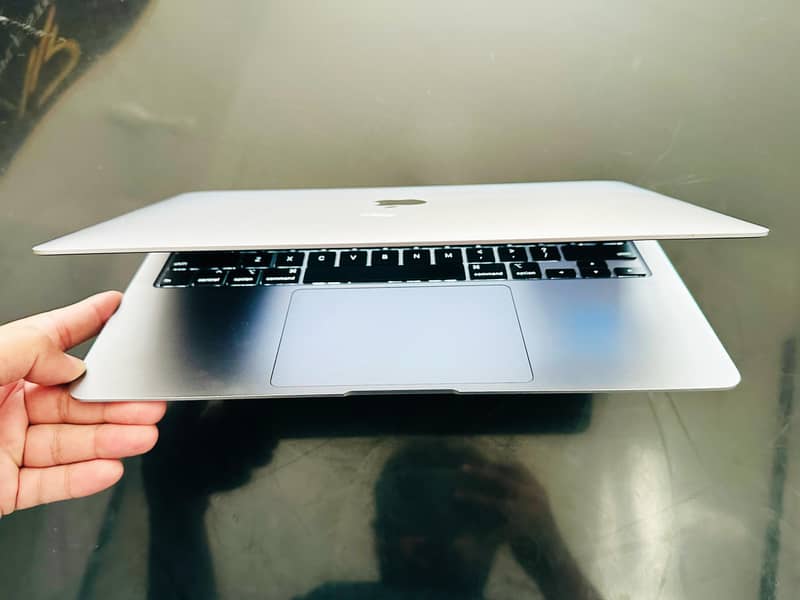 Apple Macbook pro 2019 core i9 32/512 2