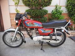 UNITED 125cc Model 2023 Karachi Number 1st Owner.