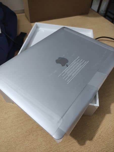 BRAND NEW MACBOOK AIR IN AFFORDABLE PRICE 1