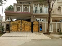 10 MARLA FURNISHED ,CORNER HOUSE FOR SALE IN DHA RAHBAR BLOCK D
