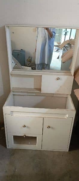 Vanity set for sale 3