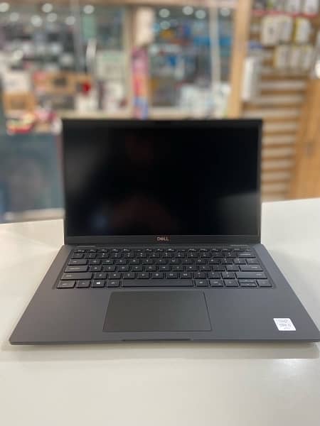 Dell Latitude 7410  i5-10th 16GB  RAM  256 GB SSD 2