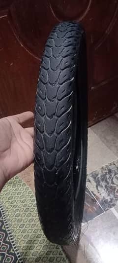 CD 70 DIAMOND WARRIOR tyre slightly used