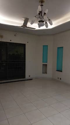 10 Marla Lower Portion Available For Rent In Wapda Town Phase1 Block J3