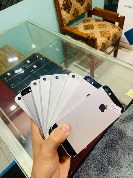 IPHONE 5s 6 6s 7 7plus 8 8plus X ALL STOCK AVAILABLE WHOLESALE RATES 6