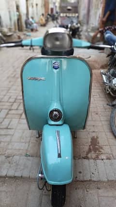 vespa scooter 10 by 10 condition model 1976 Whatsapp 03122764967