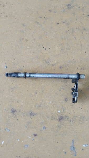 CB 150F GEAR SHAFT 1