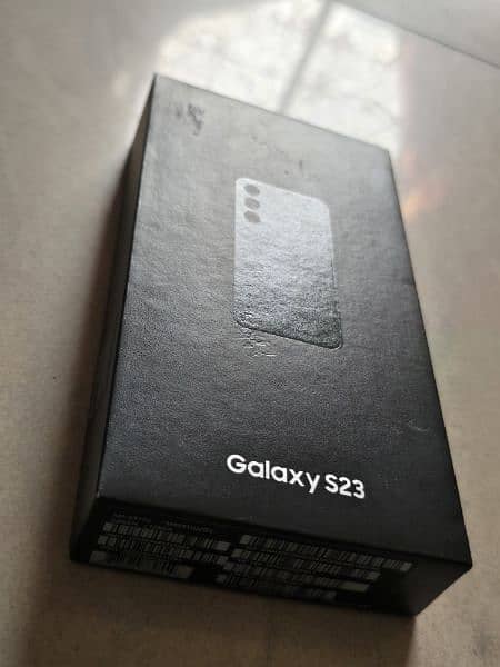 Samsung Galaxy S23 128GB | PTA 4