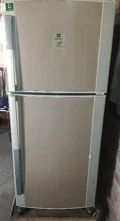Dawlance Medium size fridge in new Condition