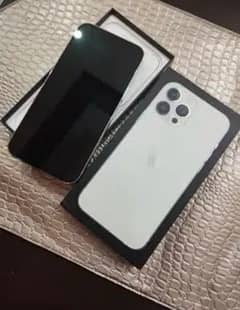 IPHONE 13 pro max JV 256GB, 95% BH 10/10 Scratchles SIM time available