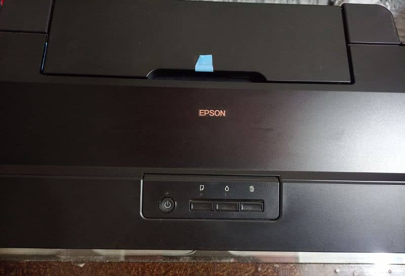 Epson L1800 A3+ printer For sell only 5000 prints Excellent Condition 2