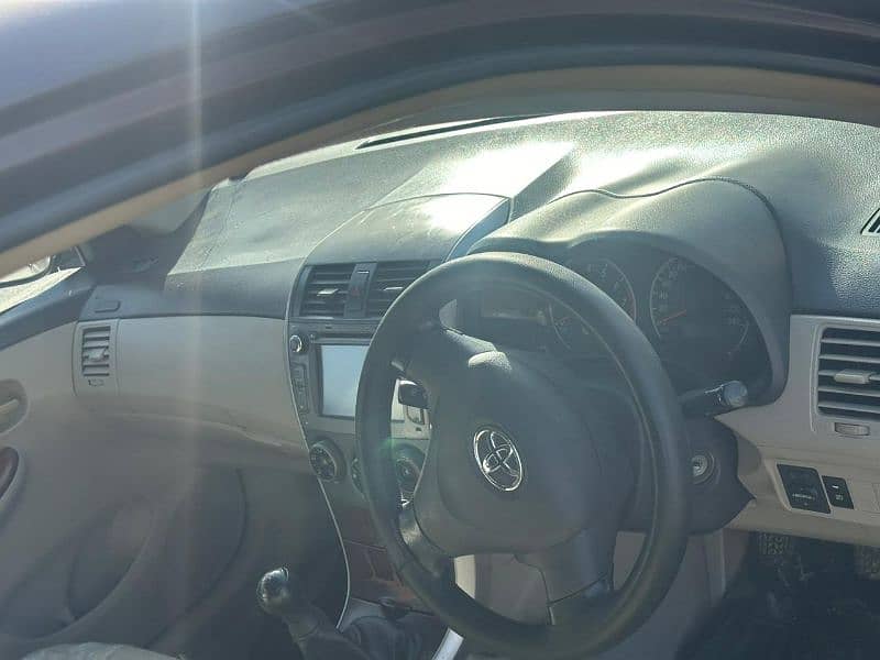 Toyota Corolla GLI 2014 12