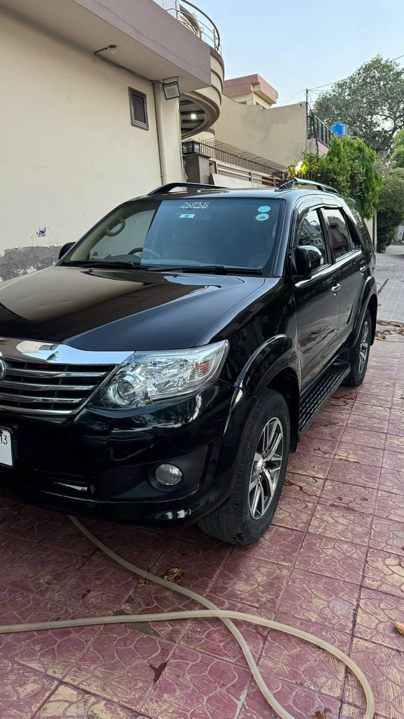 Toyota Fortuner 2.7 VVTi 2013 1