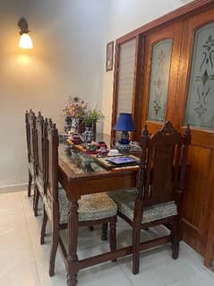 Dinning Table with 6 chairs