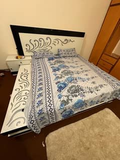 Designer King Size Bed set with Matress