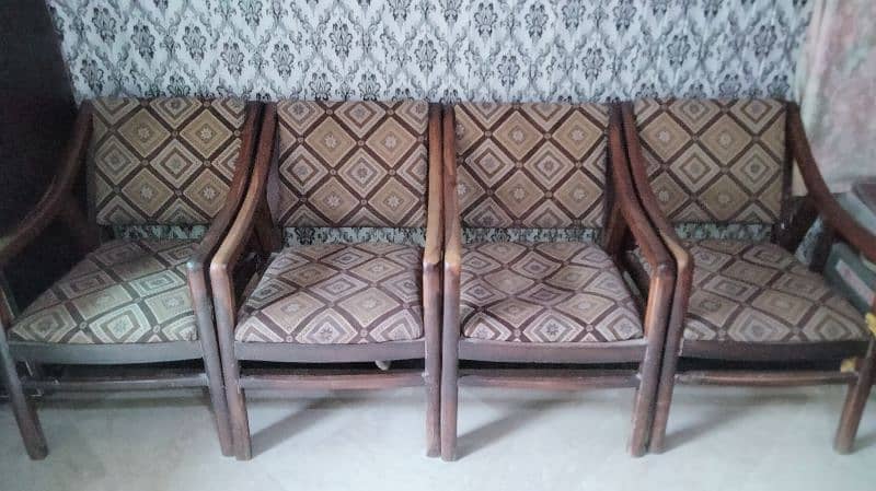 Four sofa chairs in good condition 5