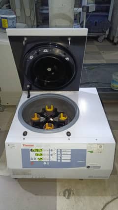 Imported lab centrifuges machines abbot / mistral / thermo available
