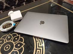 Apple Macbook Pro Core i5 2019 8GM RAM 500GB SSD