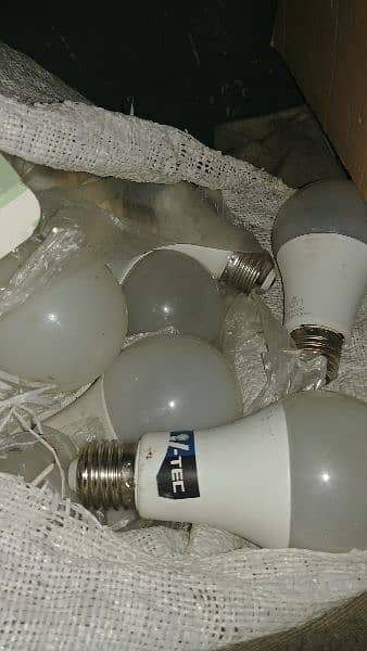 100 piece fuse bulbs with smds 50rupees per piece 0