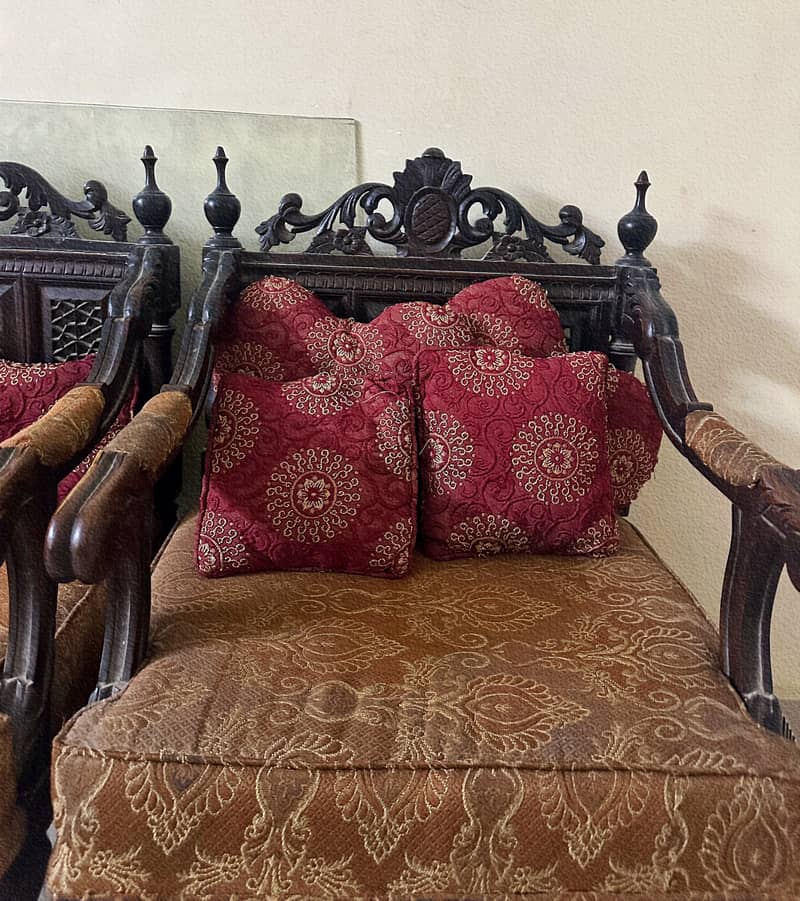 2 Chinioti Sofa Chairs 0