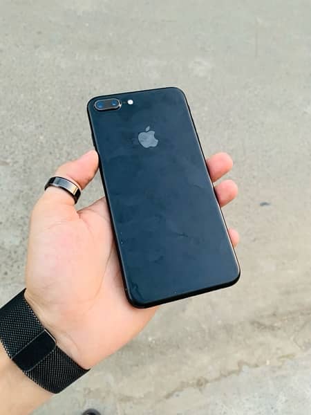 iPhone 7 Plus 1